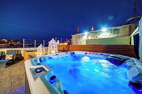 Enchanting Stone Villa With Pool and Jacuzzi