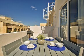Amazing Duplex Penthouse With Jacuzzi and BBQ