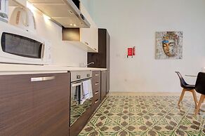 Spacious High Ceiling Sliema Apartment