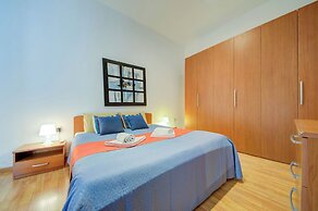 Spacious High Ceiling Sliema Apartment