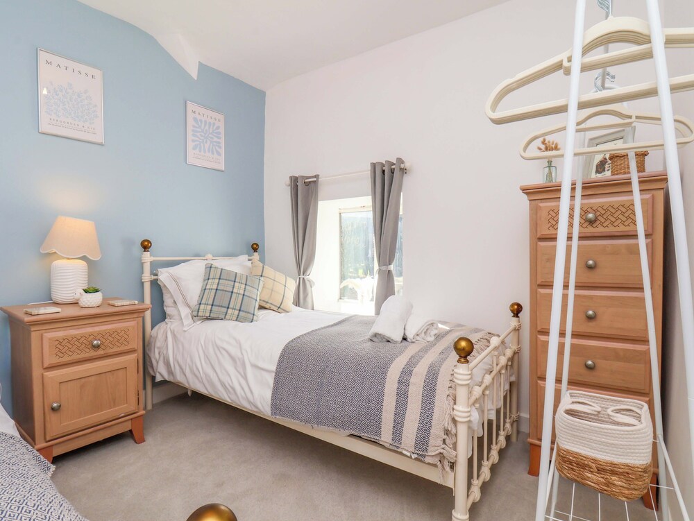 1 Rosedale Abbey