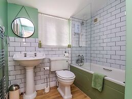 1 Rosedale Abbey