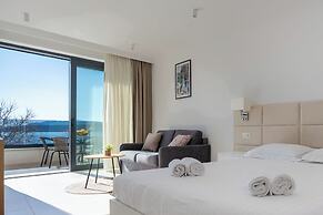 Wind Rose apartments-beachfront