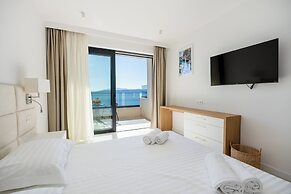 Wind Rose apartments-beachfront
