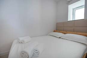 Wind Rose apartments-beachfront