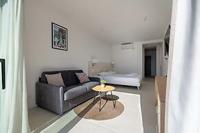 Wind Rose apartments-beachfront