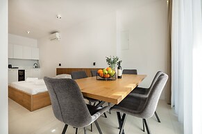 Wind Rose apartments-beachfront