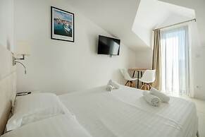 Wind Rose apartments-beachfront