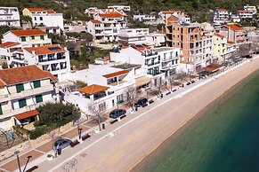 Wind Rose apartments-beachfront