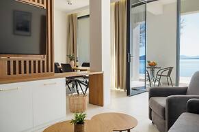 Wind Rose apartments-beachfront