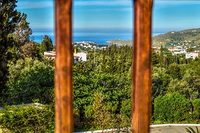 Mainades Maisonette - Kalibia Seaview Retreat