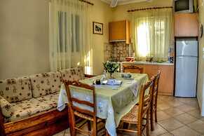 Mainades Maisonette - Kalibia Seaview Retreat