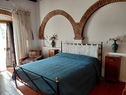 Il Peppolo Country House