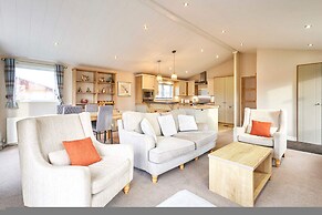 Host Stay Little Gem Lodge