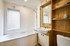 Host Stay Little Gem Lodge