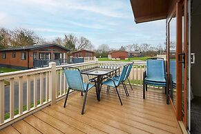 Host Stay Rowan Lodge