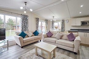 Host Stay Rowan Lodge