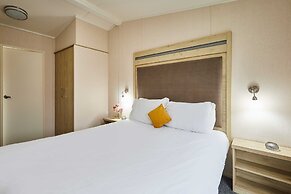 Host Stay Rowan Lodge