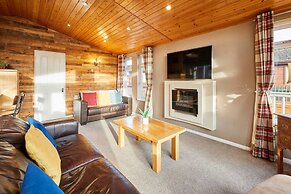 Host Stay Crystal Lodge