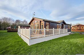 Host Stay Crystal Lodge