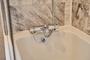 Host Stay Malton Pines Lodge