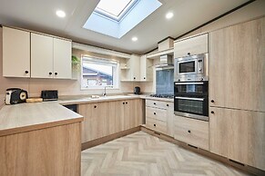 Host Stay Malton Pines Lodge