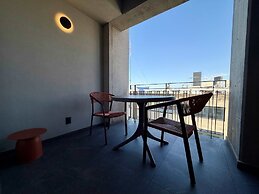 w Charming 2BR w Balcony in Tabacalera