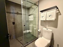w Charming 2BR w Balcony in Tabacalera