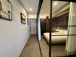 w Charming 2BR w Balcony in Tabacalera