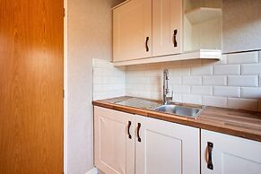 Host Stay Deneb Lodge