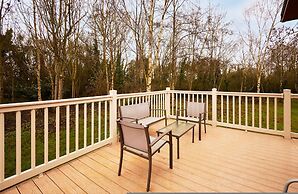 Host Stay Deneb Lodge