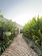 Hidden Beach Resort by Greenleaf Aqua