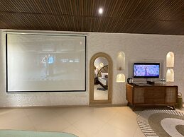 Hidden Beach Resort by Greenleaf Aqua