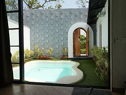 Hidden Beach Resort by Greenleaf Aqua