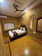 Hotel Golden Safari