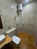Hotel Golden Safari