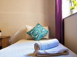 Tranquil 2 Bedroom Cityscape Apartments