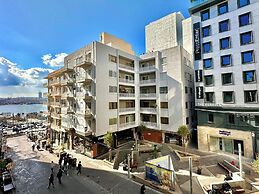 Charming Sliema Apartment Off the Ferries Seafront