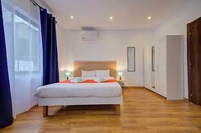 Charming Sliema Apartment Off the Ferries Seafront