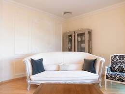 Villa Alexandra: Sea Views, Pool, Jacuzzi & Sauna