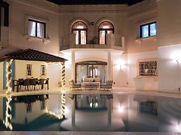 Villa Alexandra: Sea Views, Pool, Jacuzzi & Sauna