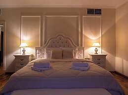 Villa Alexandra: Sea Views, Pool, Jacuzzi & Sauna