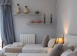 Villa Alexandra: Sea Views, Pool, Jacuzzi & Sauna