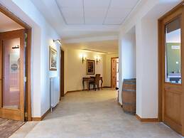 Villa Alexandra: Sea Views, Pool, Jacuzzi & Sauna