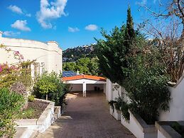 Villa Alexandra: Sea Views, Pool, Jacuzzi & Sauna