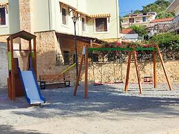 Lemon Tree - Private Garden & View