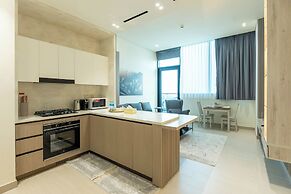 Skyline Luxury 1BR - Balcony