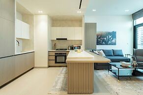 Skyline Luxury 1BR - Balcony