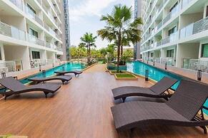 Great Condo Close to the Beach Gorgeous Resort