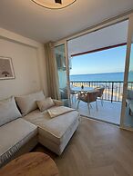 Beachfront Apartment with Sea View
